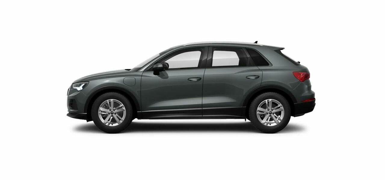 audi q3  business 45 tfsi e  180(245) kw(cv) s tronic