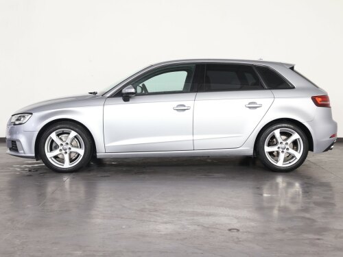 audi a3 sportback 35 2.0 tdi sport 150cv s-tronic 7m usata