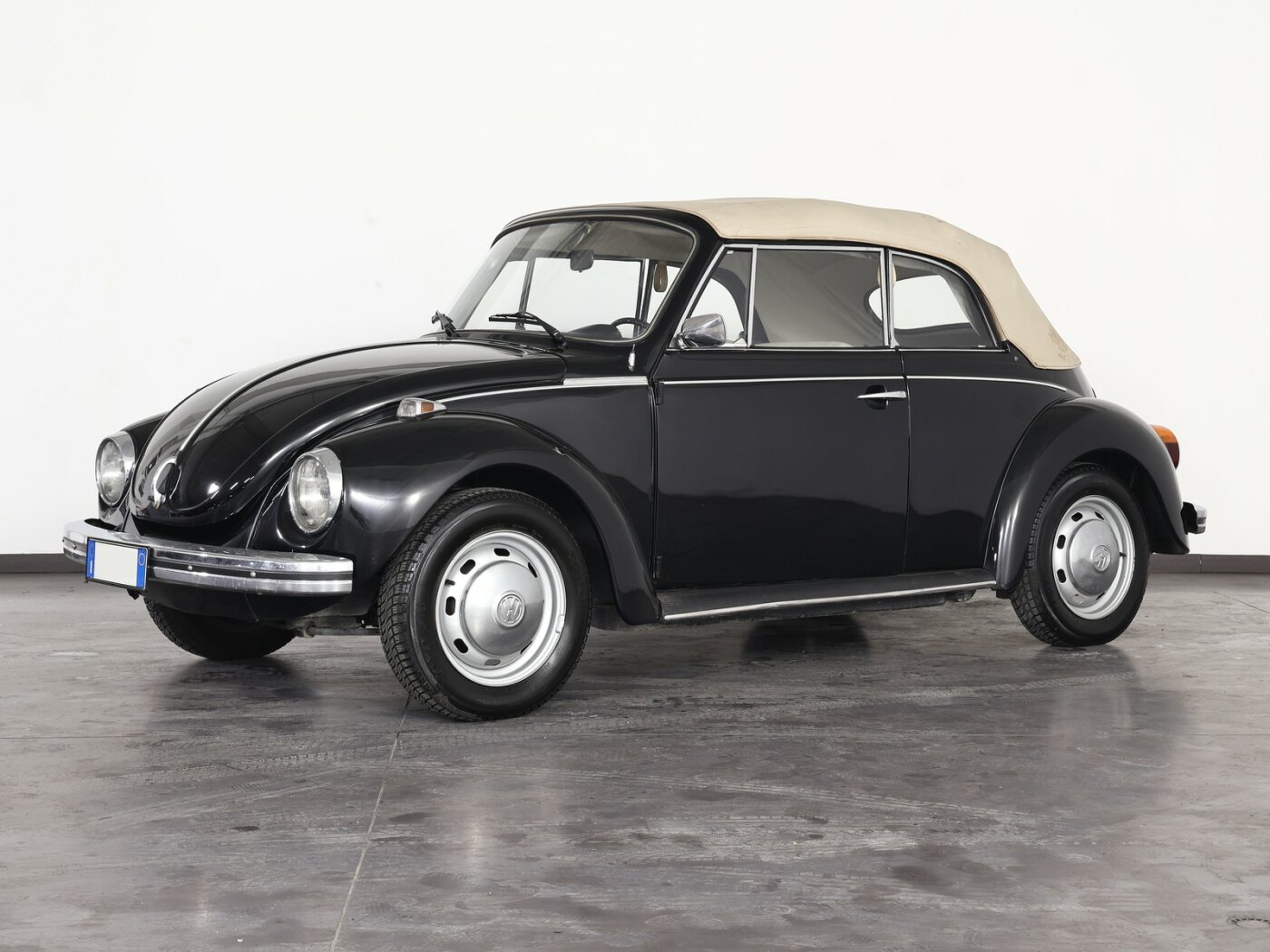 volkswagen maggiolino cabrio usata