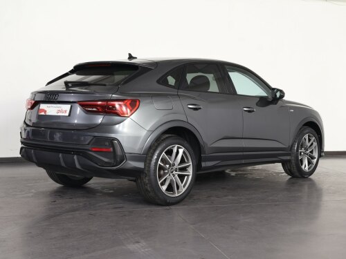 audi q3 sportback 35 2.0 tdi identity black s-tronic usata