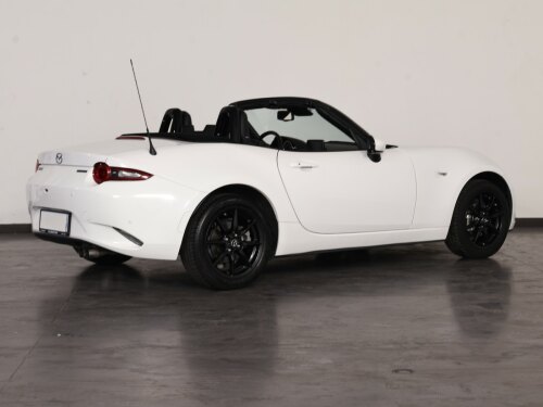 mazda mx-5 1.5 exceed i-eloop capote blue nappa white 132cv usata