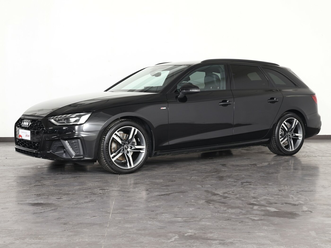 audi a4 avant 30 2.0 tdi mhev s line edition 136cv s-tronic usata