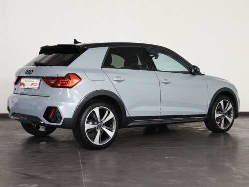 audi a1 allstreet 30 1.0 tfsi identity contrast 110cv s tronic usata