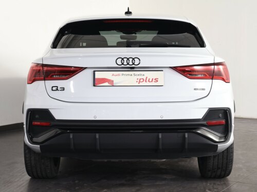 audi q3 sportback 45 2.0 tfsi identity black quattro 245cv s.-tronic usata