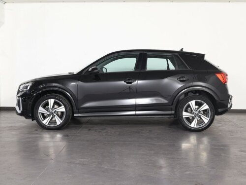 audi q2 35 1.5 tfsi s line edition s-tronic usata