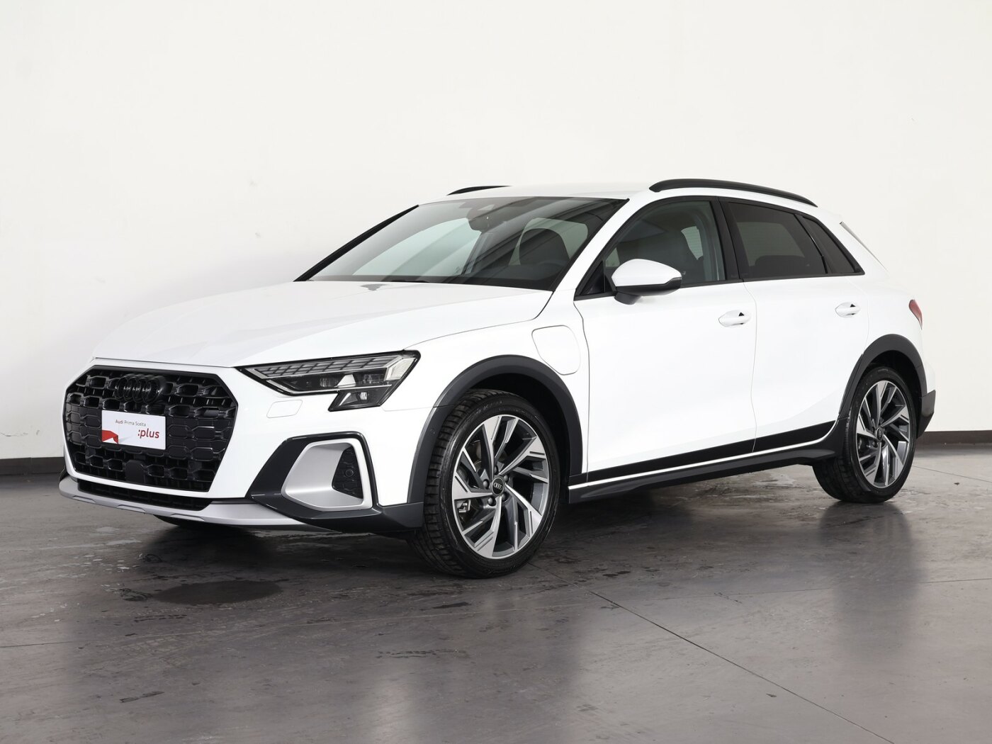 audi a3 allstreet 1.5 tfsi e identity contrast 204cv s-tronic usata